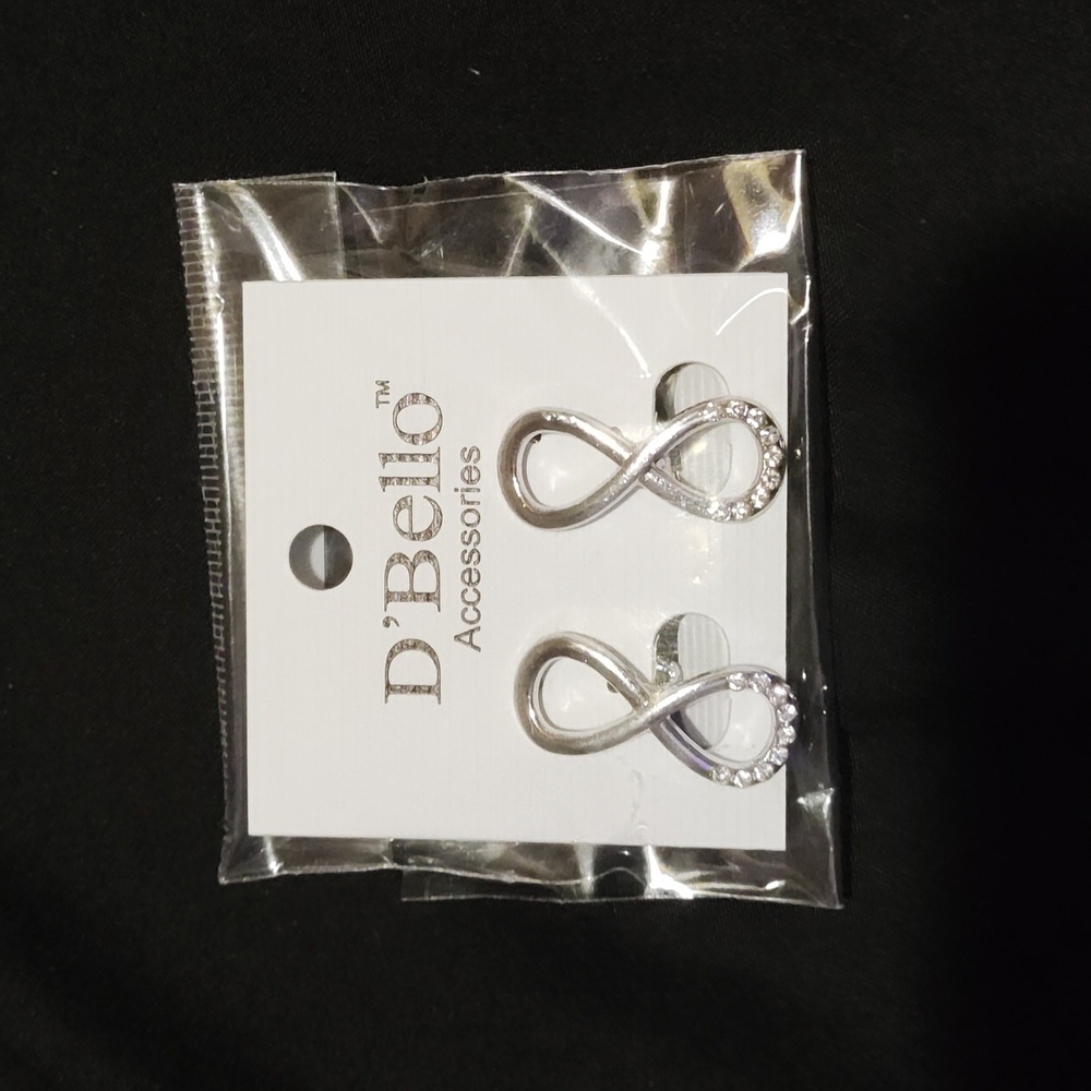 D bello silver rhinestone infinity clip on